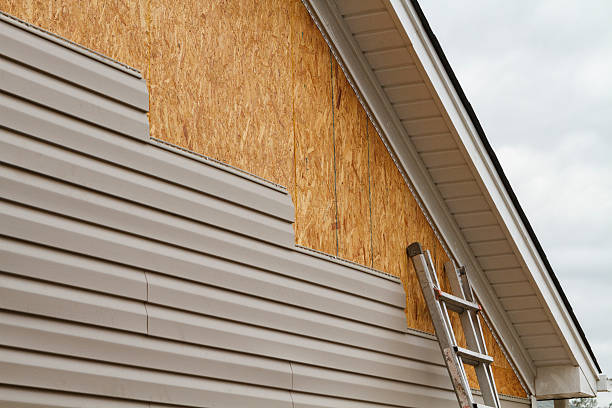 24/7 Emergency Siding Installation experts in Cary, IL